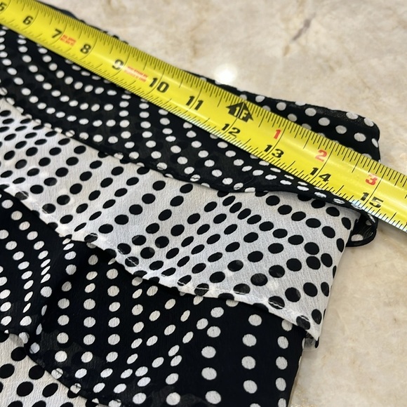 Jackie Jon | Tiered Polka Dot Pencil Skirt | Black & White | Size 6 - Picture 5 of 11